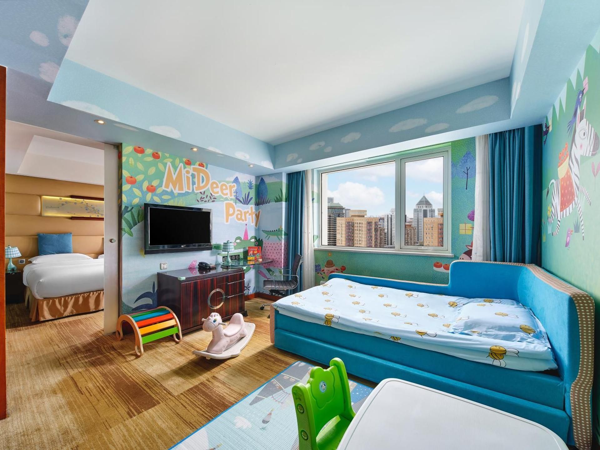 New Century - Kaiyuan Parent-child Family Room