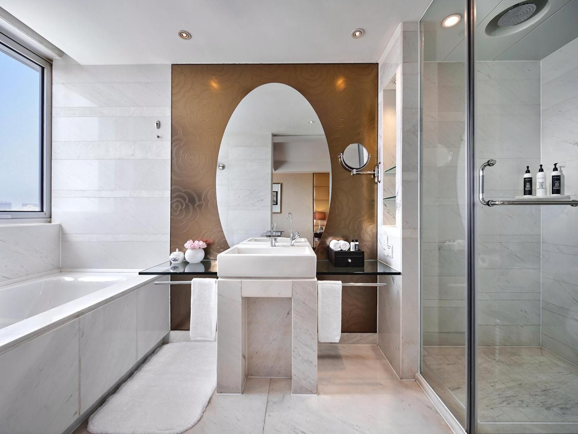 Executive Twin Room with City View