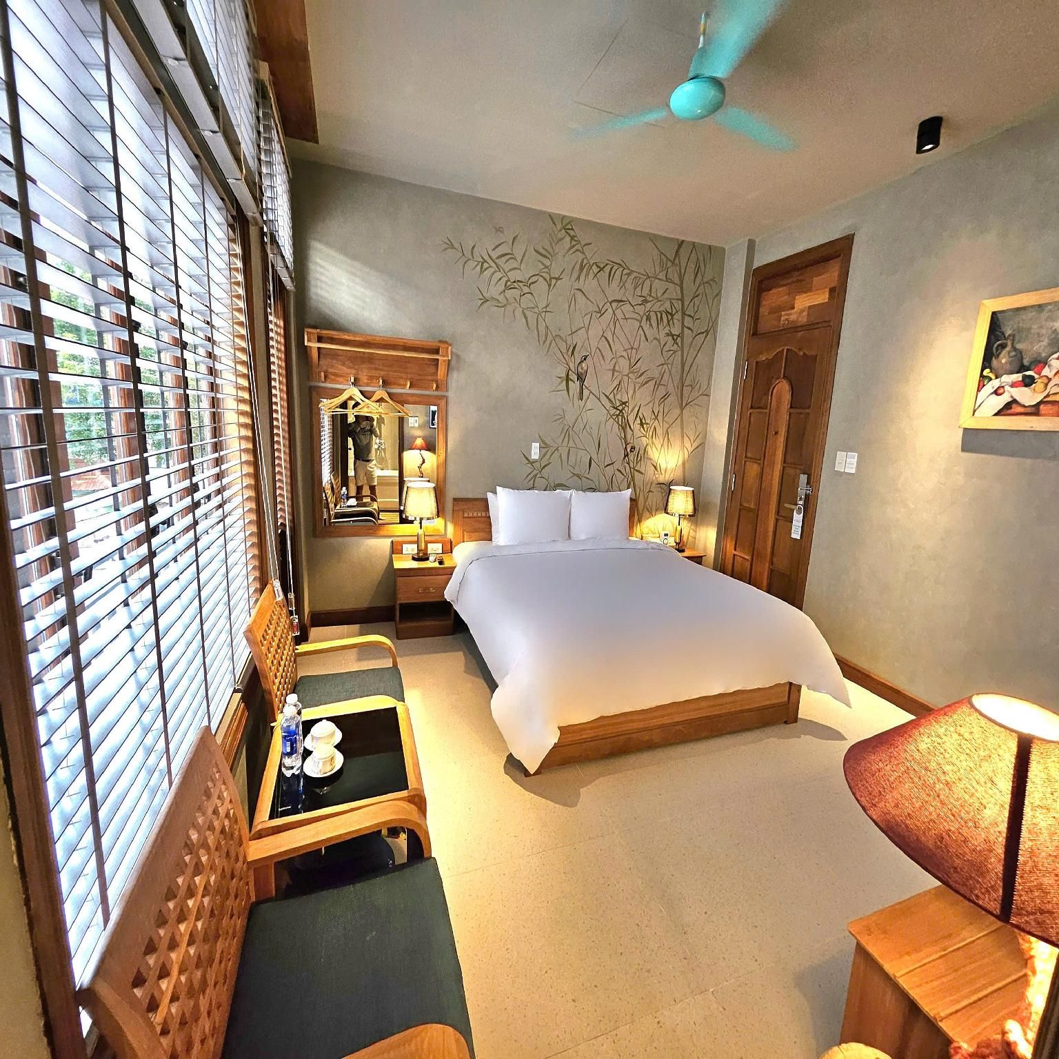 Deluxe Queen Room