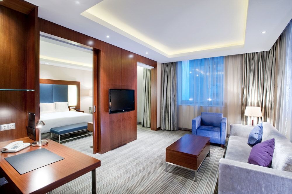 undefined Holiday Inn Shanghai Pudong by IHG 4