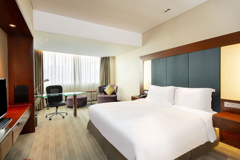 undefined Holiday Inn Shanghai Pudong by IHG 2