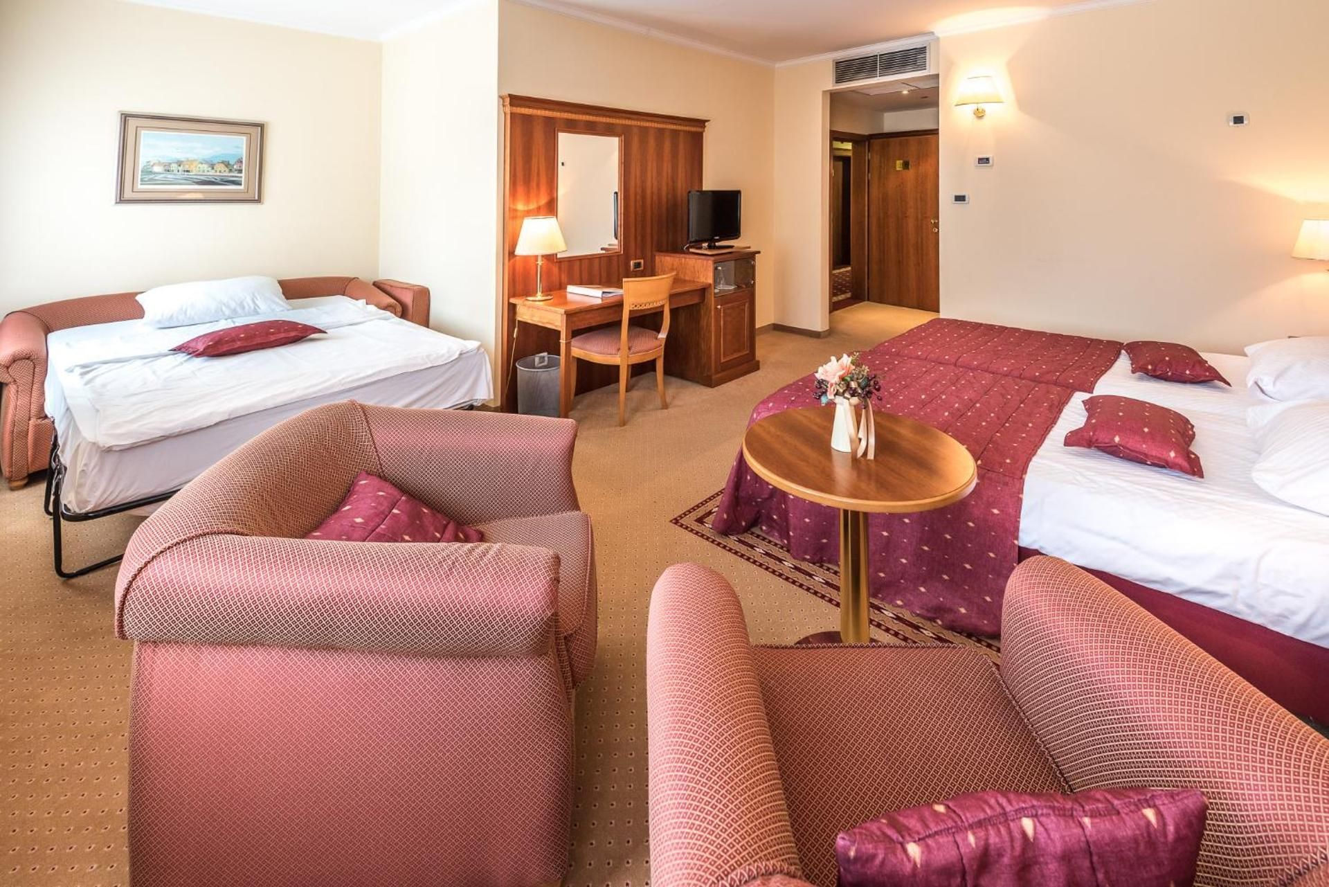 Triple Room