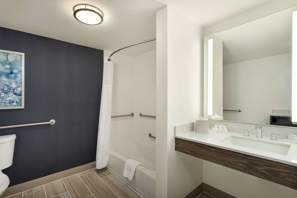 Two Queen Beds, Accessible