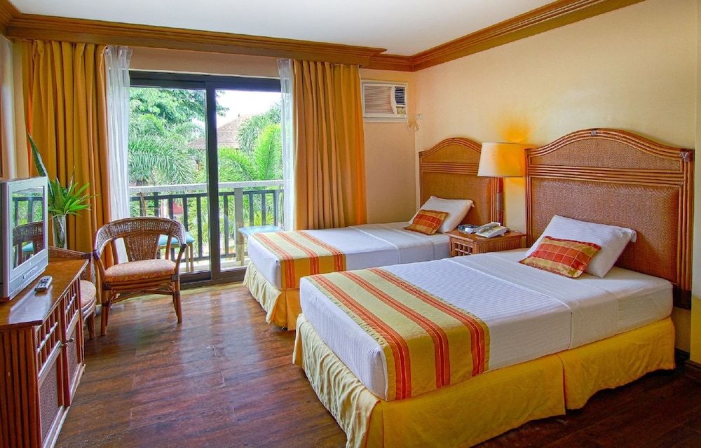Boracay Tropics Resort Hotel Superior Room