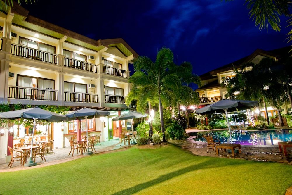 undefined Boracay Tropics Resort Hotel 6