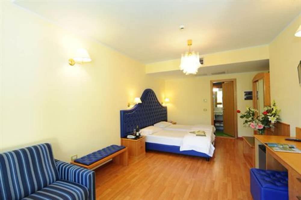 Superior Double Room, Lake View
