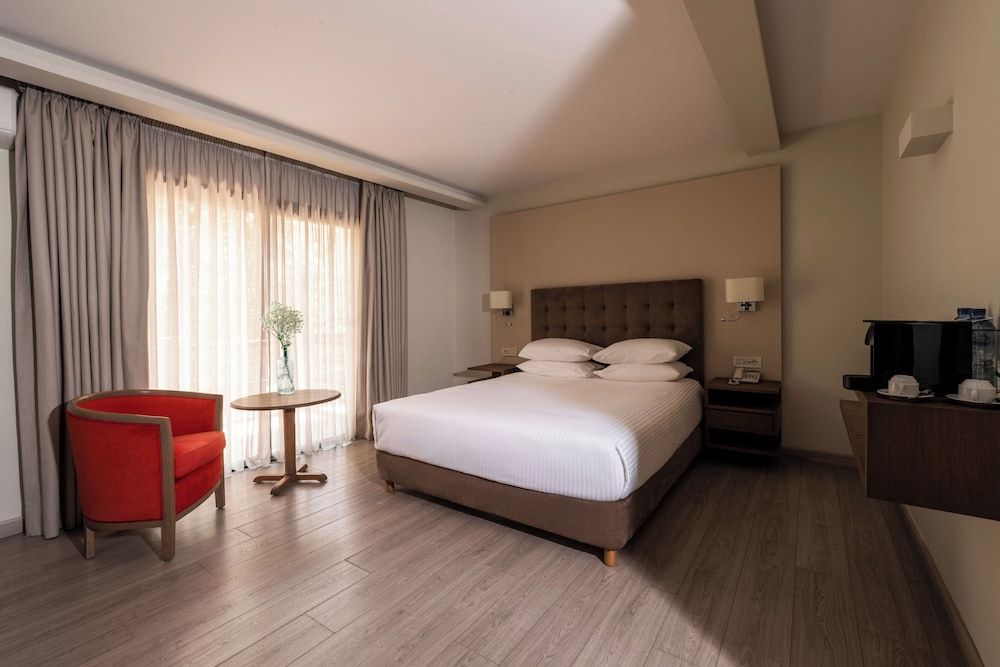 Premium Room, 1 King Bed, Garden View