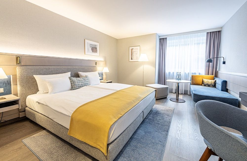 undefined Hotel Europa 3