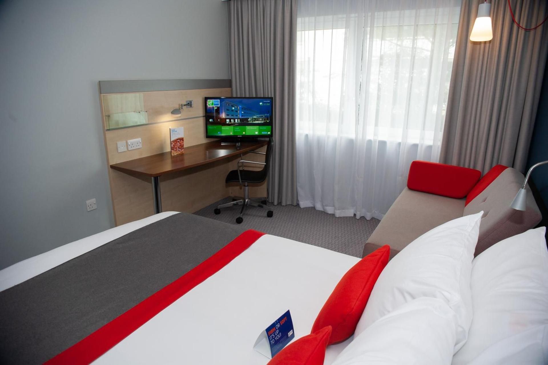 1 Double Standard Sofa Bed with Free Hot Breakfast