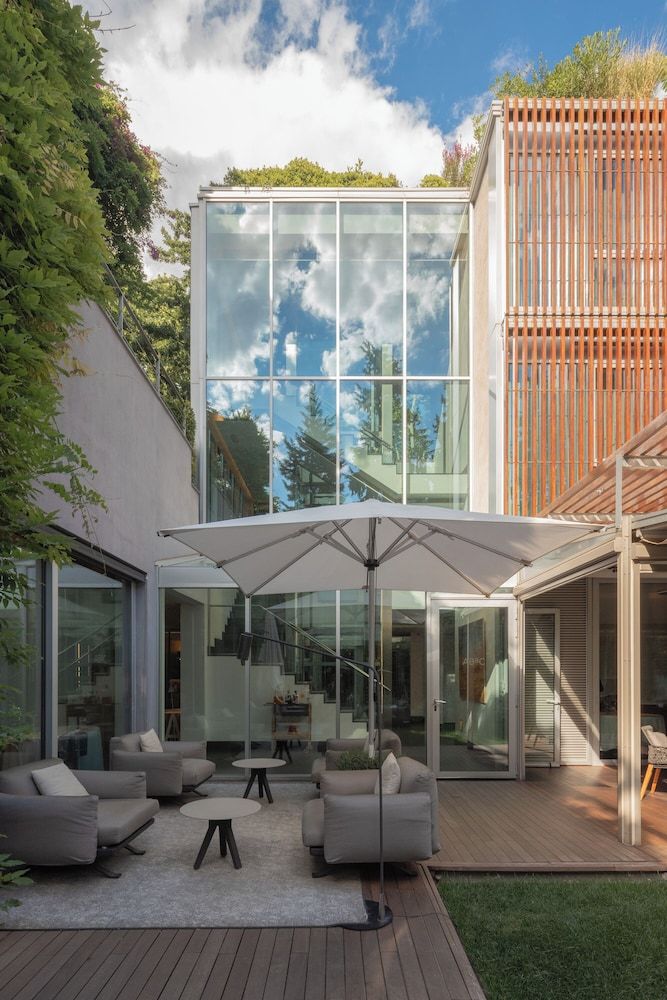 undefined ABaC H&R Barcelona Monument 3