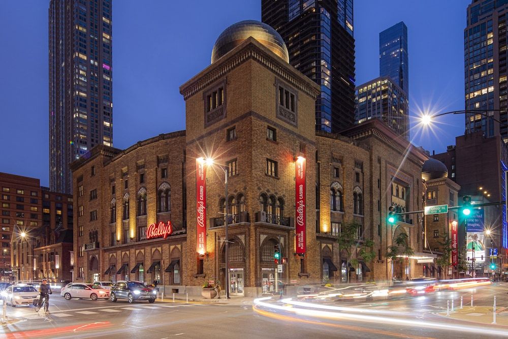 undefined Hotel Felix River North/Magnificent Mile 4