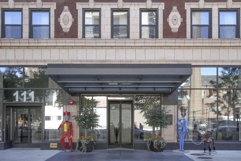 undefined Hotel Felix River North/Magnificent Mile 10