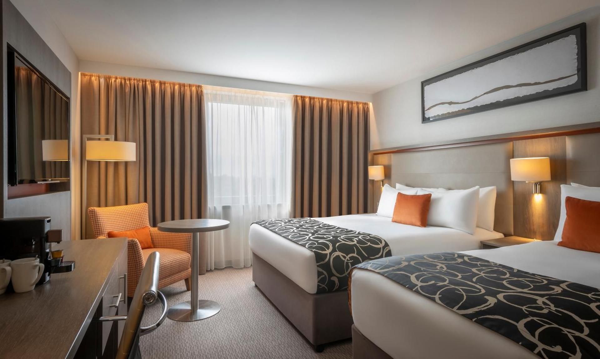 undefined Clayton Hotel Dublin Airport 8