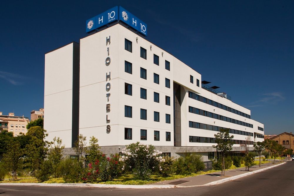 undefined H10 Roma Città 9