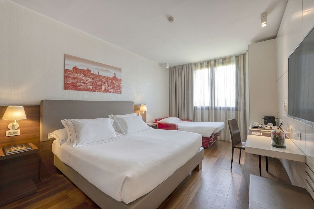 undefined H10 Roma Città 3