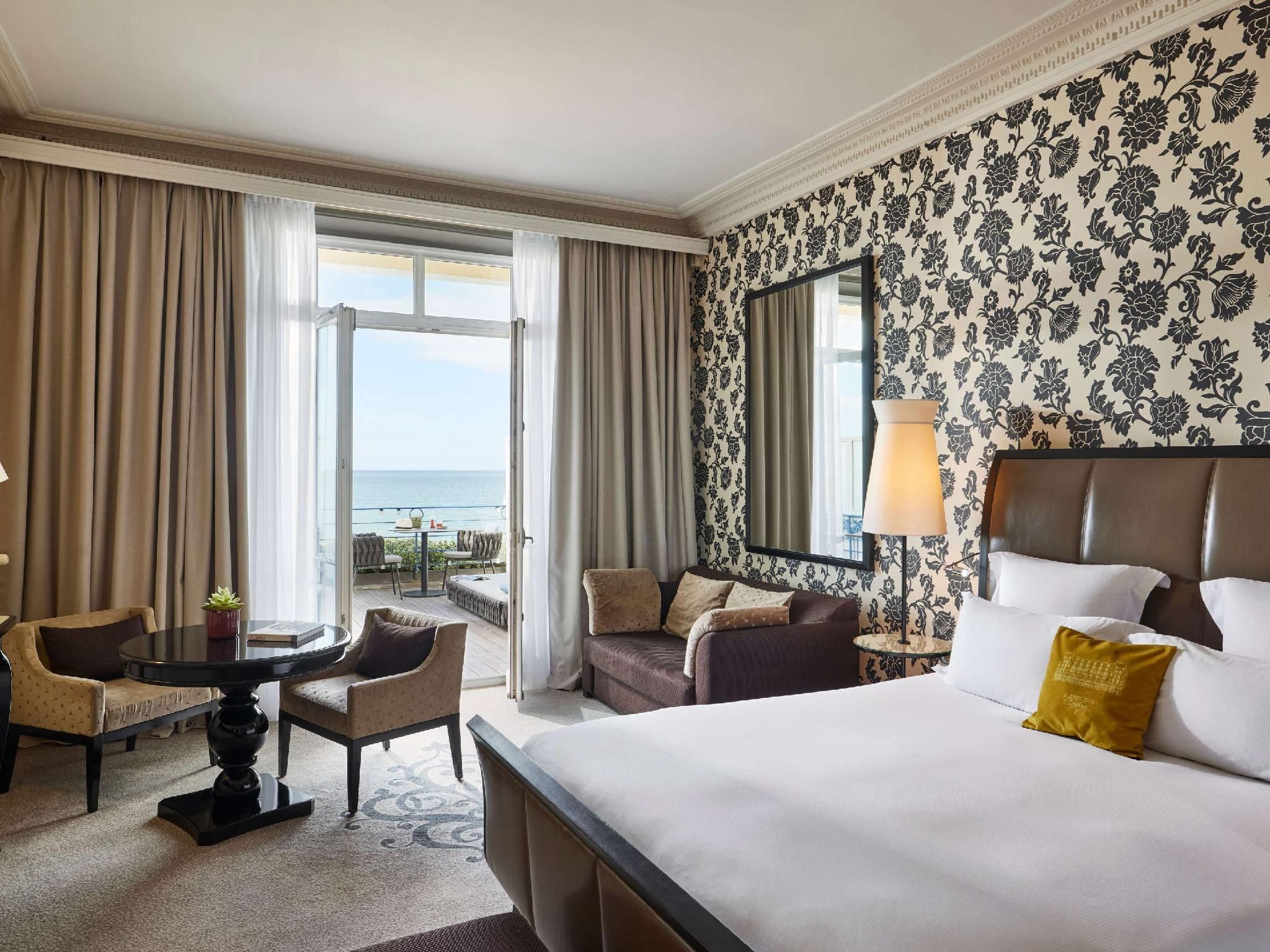 Classic King Room with Sea View