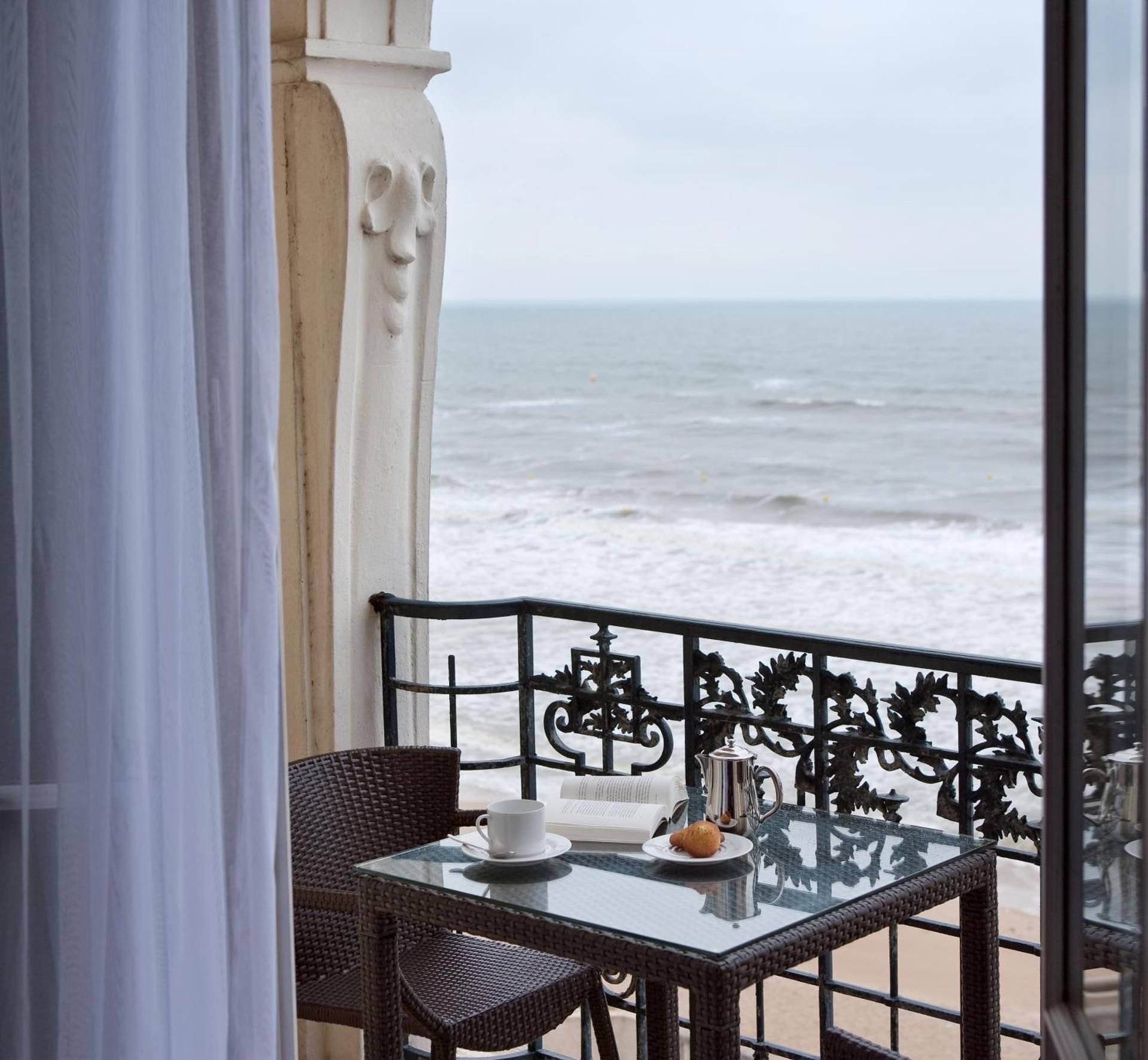 Deluxe Balcony Sea View