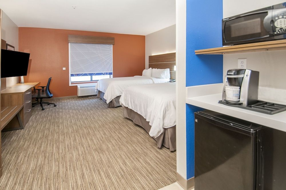 Suite, Multiple Beds