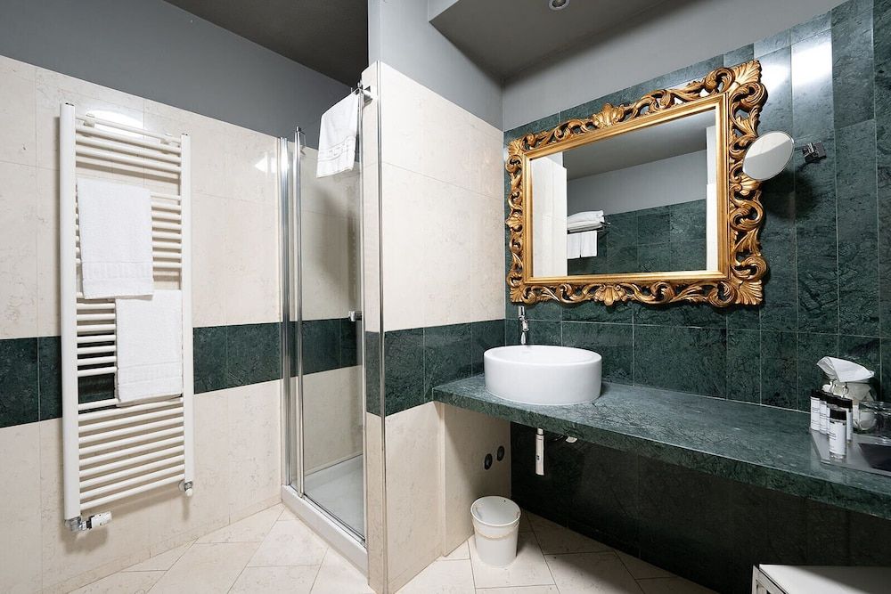 Settecento Hotel Triple Room 2