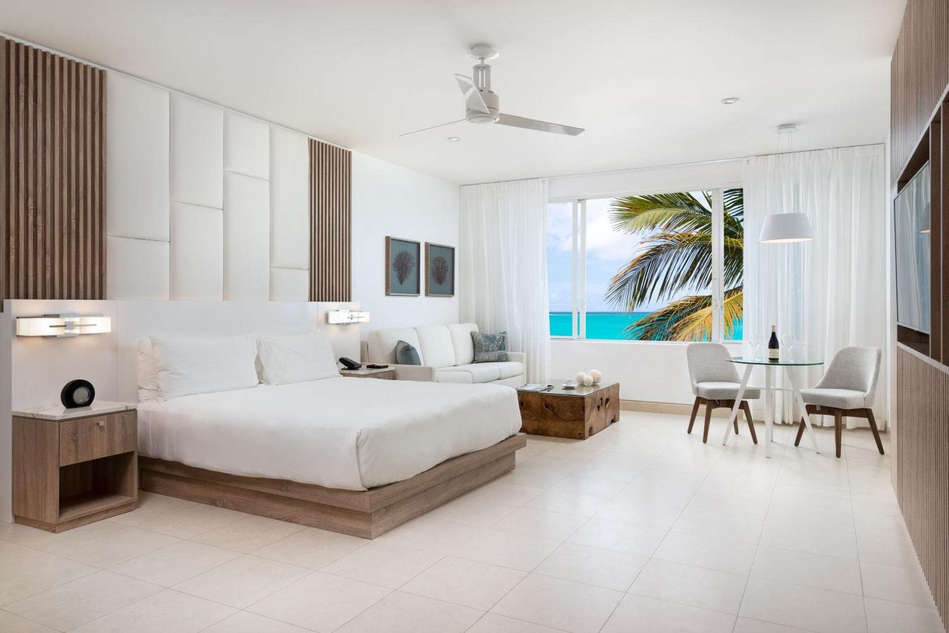 Oceanfront Grand Studio