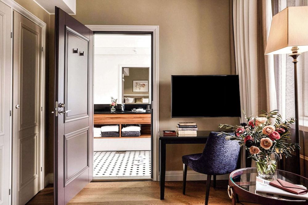 undefined Hotel Haven 8