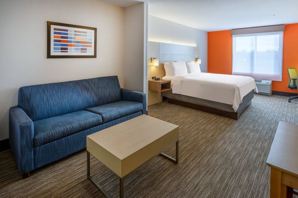 Suite, 1 King Bed