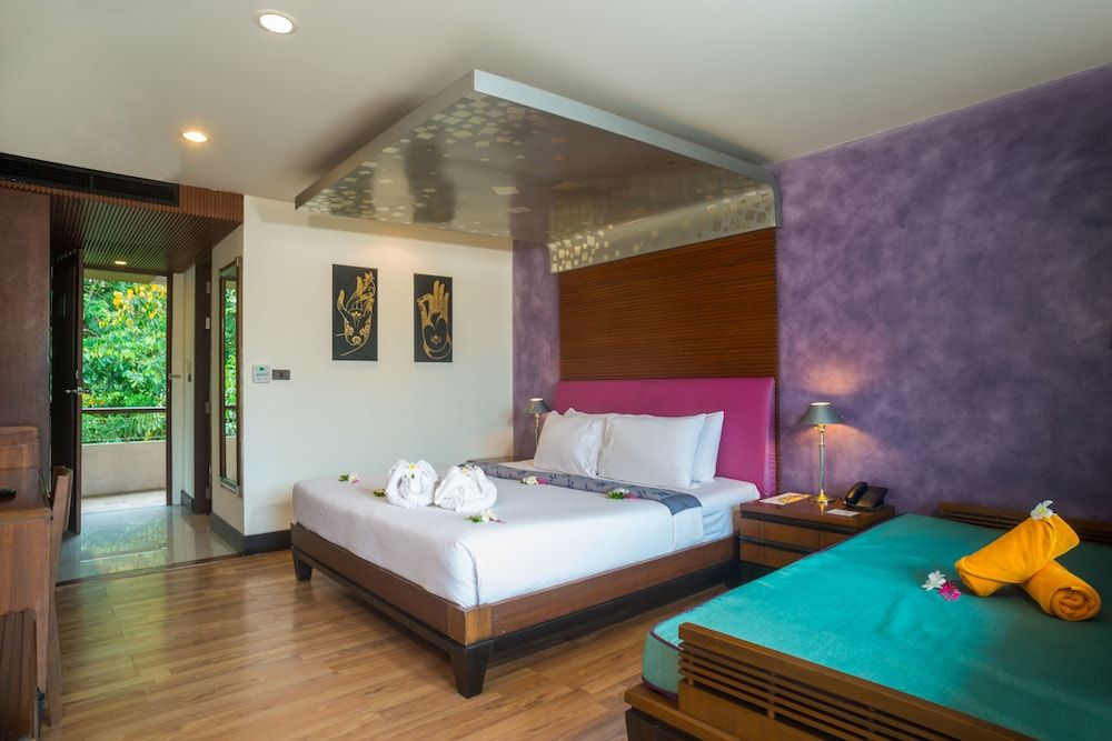 Weekender Resort Superior Room 3