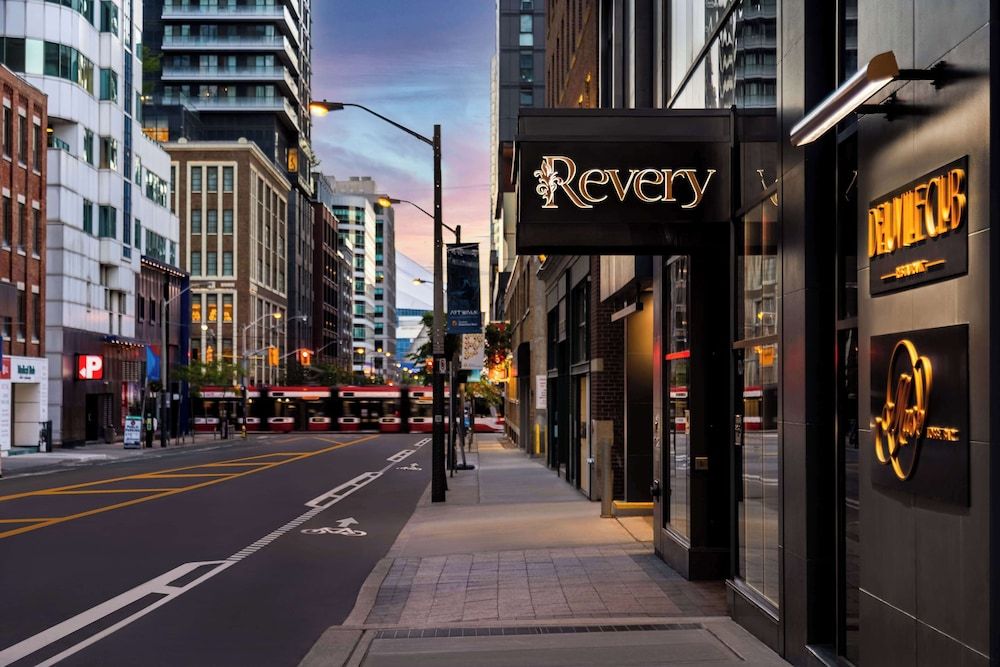 undefined Revery Toronto Downtown, Curio Collection by Hilton 3
