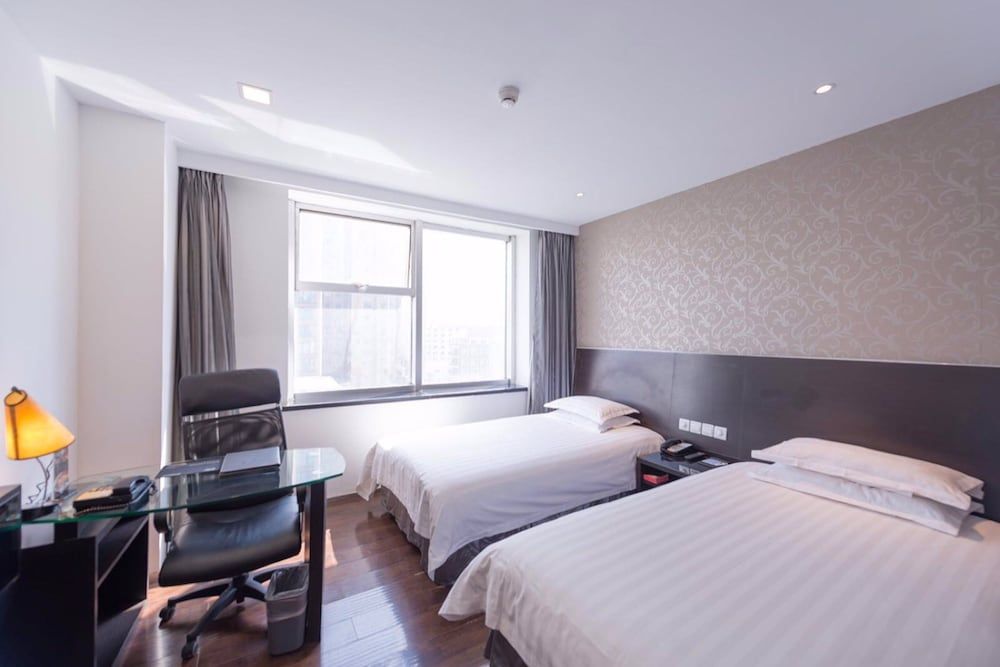 undefined FX Hotel YanSha Beijing 6