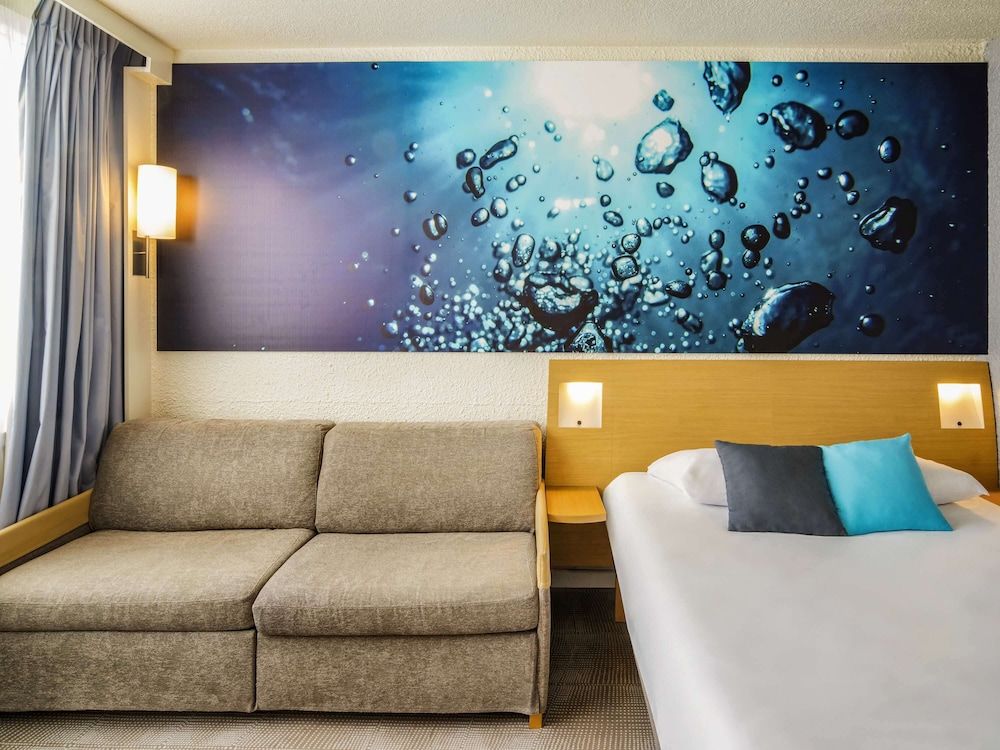 Comfort Room, 1 Queen Bed with Sofa bed