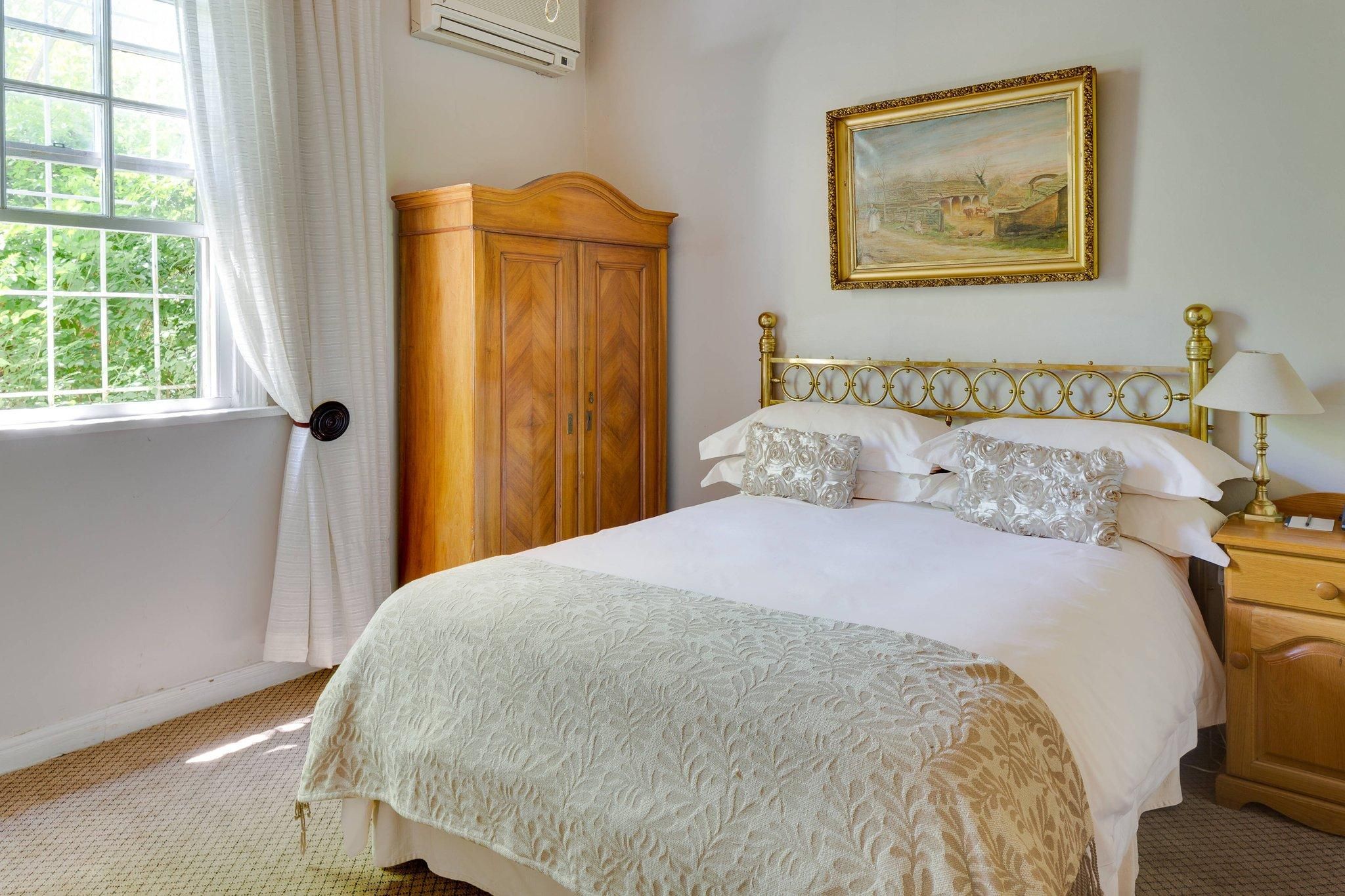 Suite, 1 Double, Garden view