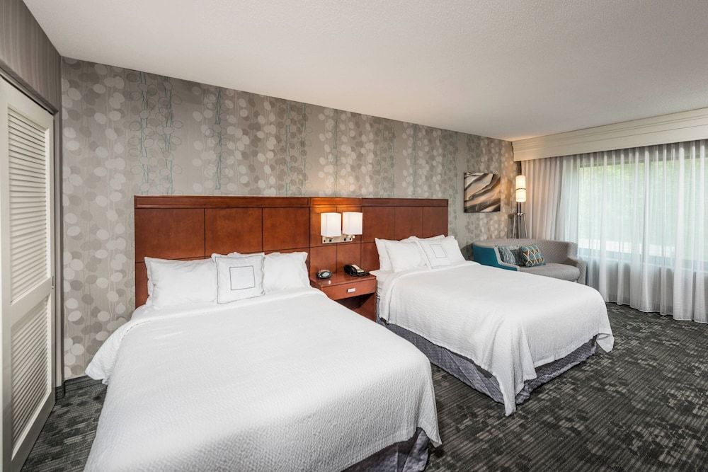 Room, 2 Queen Beds