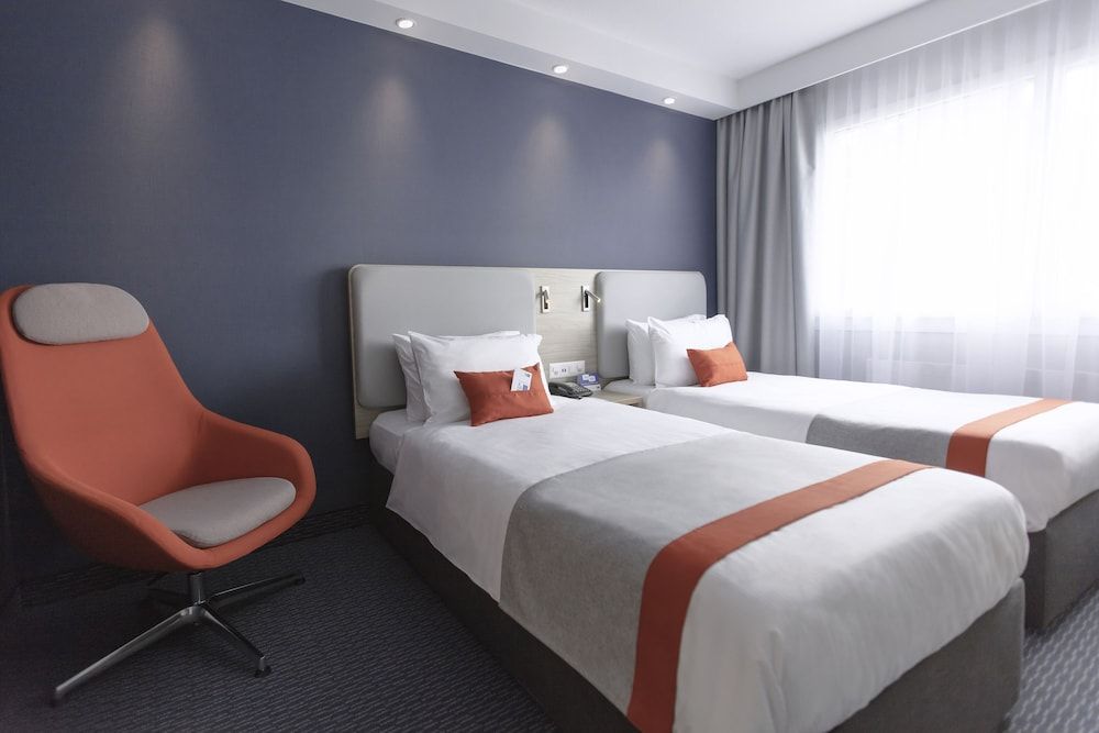 Standard Room, 2 Twin Beds (Free Breakfast)