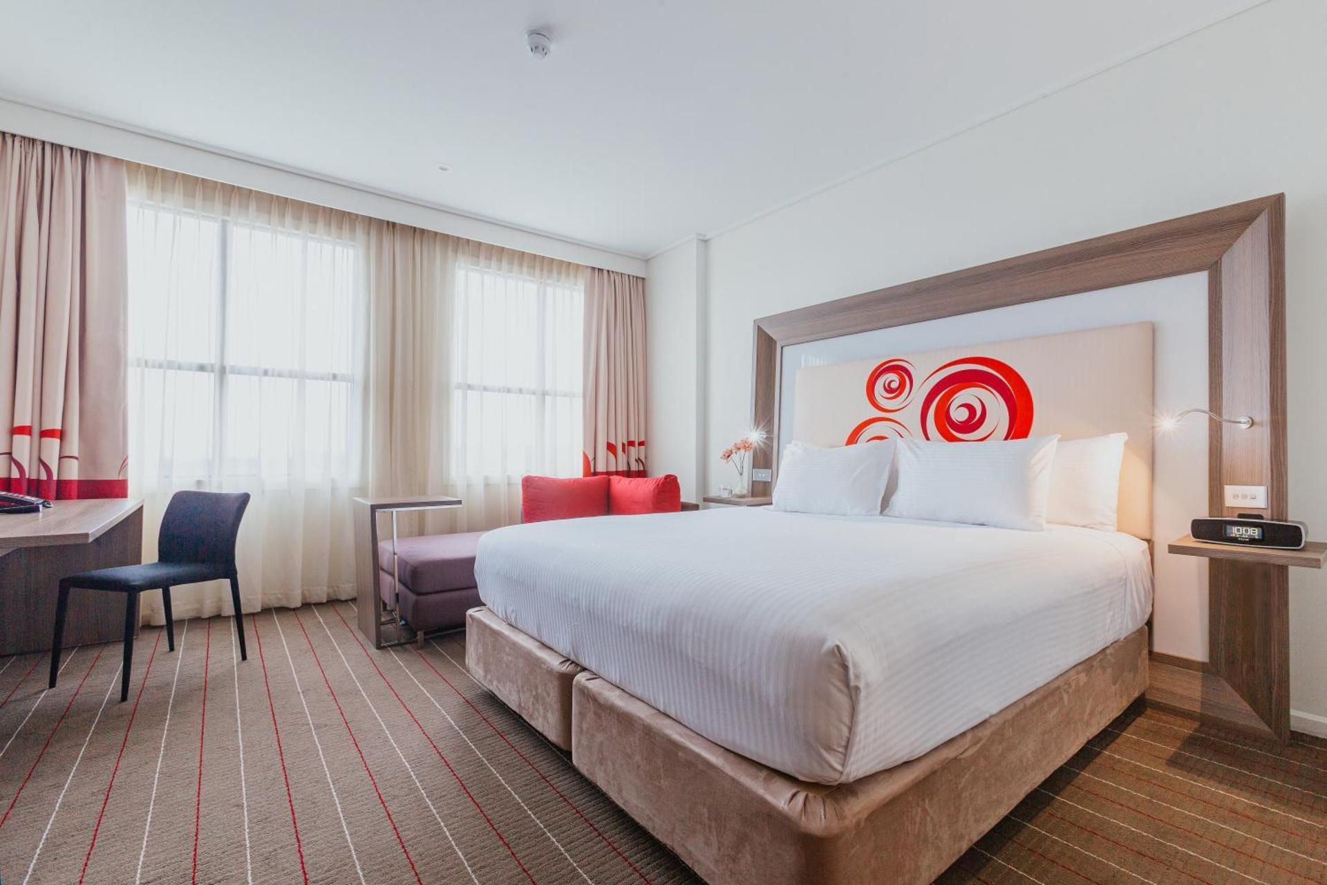 Standard Queen Room