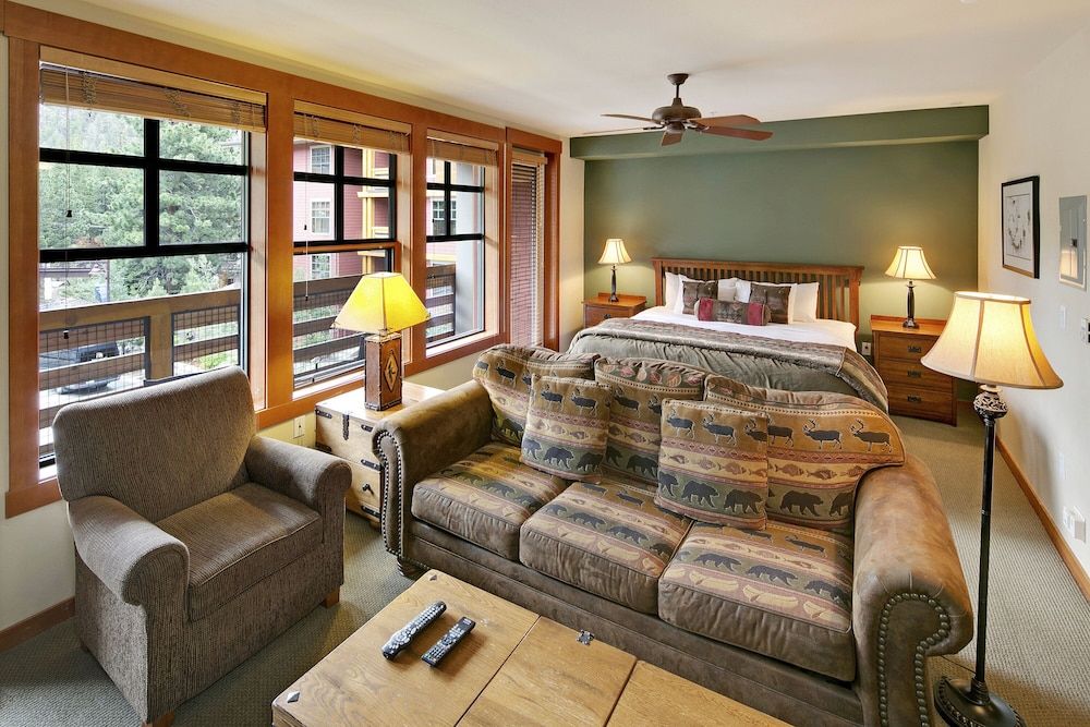 The Village Lodge Condo (Studio Condominium - Sleeps 4) 3