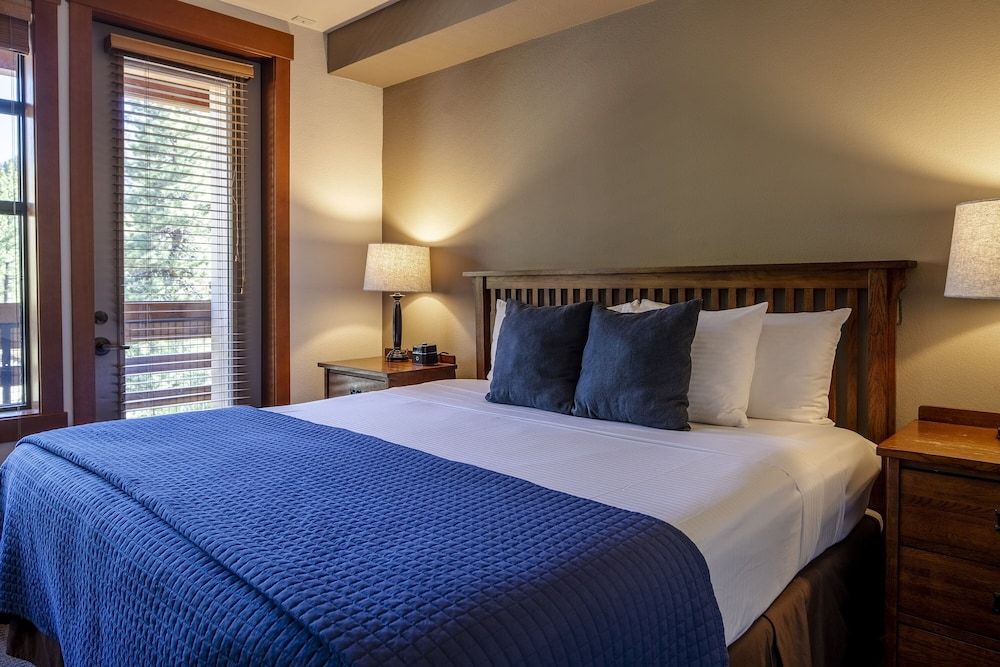 The Village Lodge Condo (Studio Condominium - Sleeps 4) 4