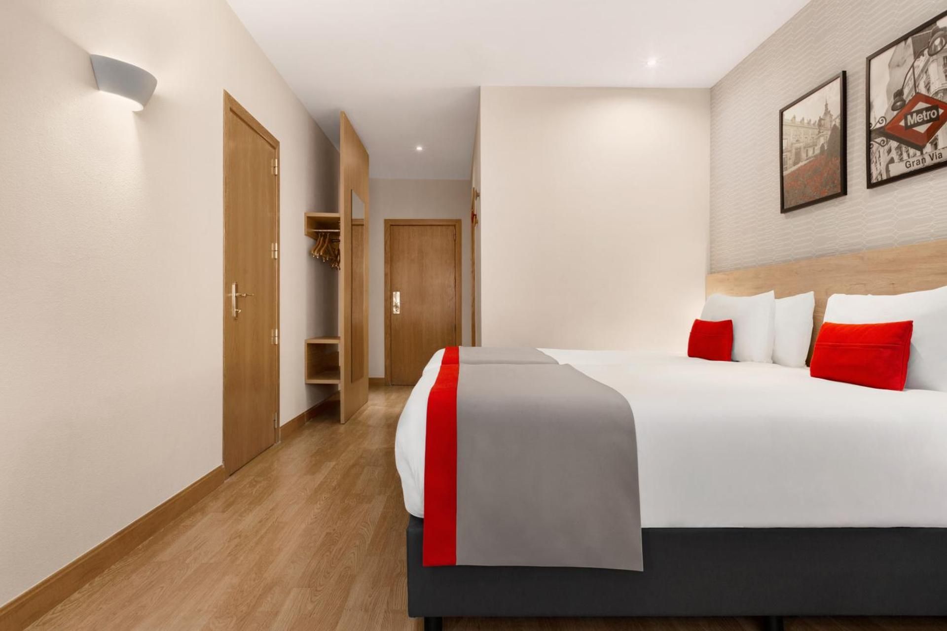 2 Twin Beds, Family Room, Non-Smoking