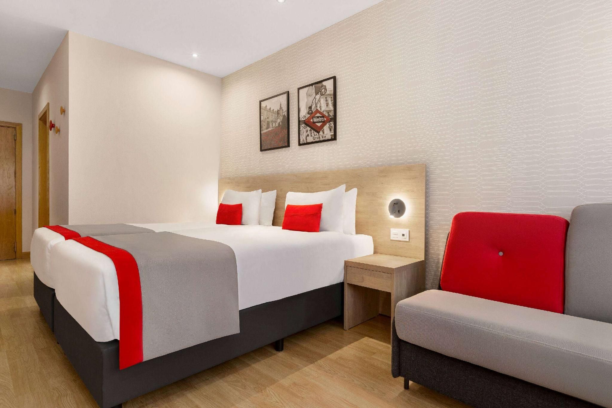 2 Twin Beds, Family Room, Non-Smoking