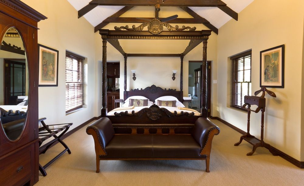 Schoone Oordt Country House Honeymoon Suite 2