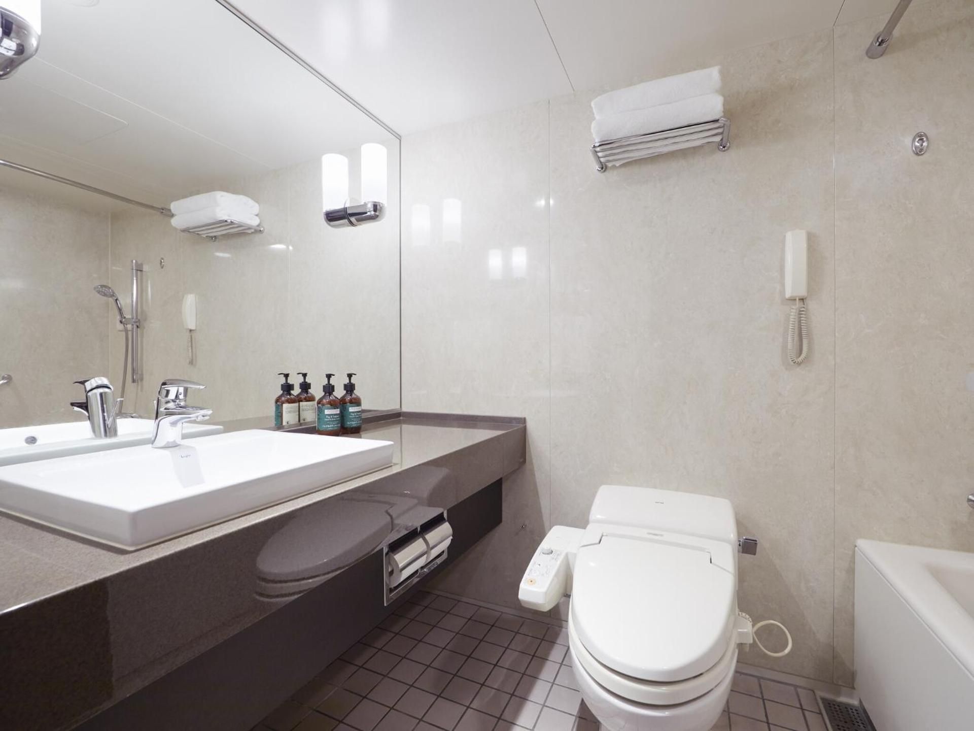 2 Single Standard High Floor