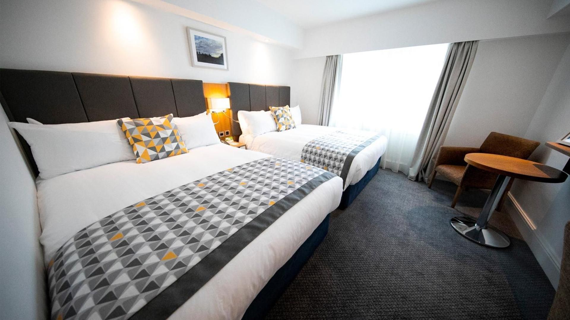 2 Double Beds Standard