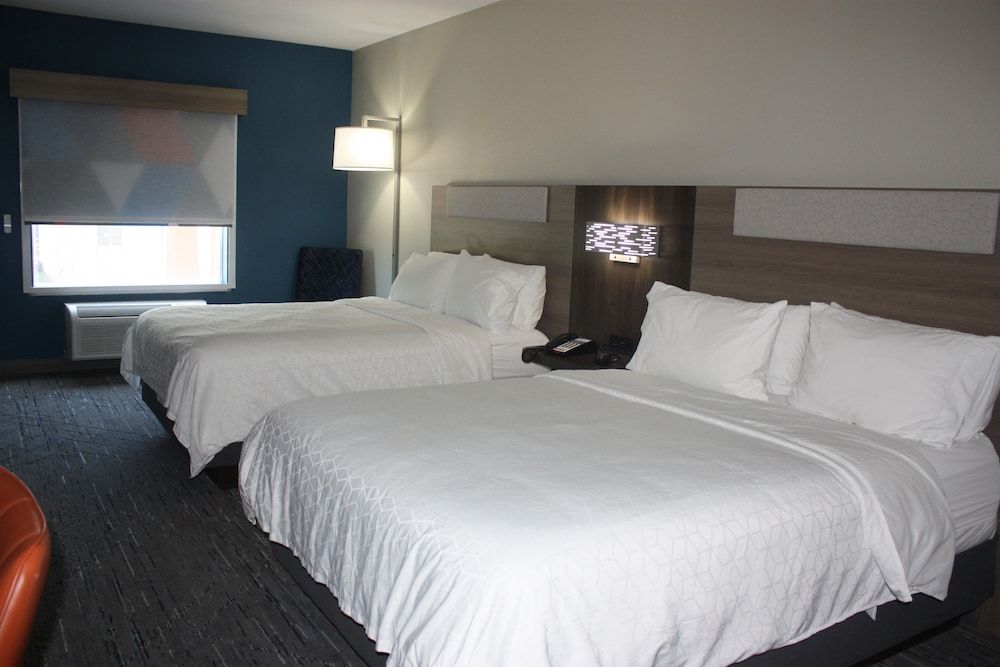Suite, 2 Queen Beds, Accessible (Communication, Mobility)