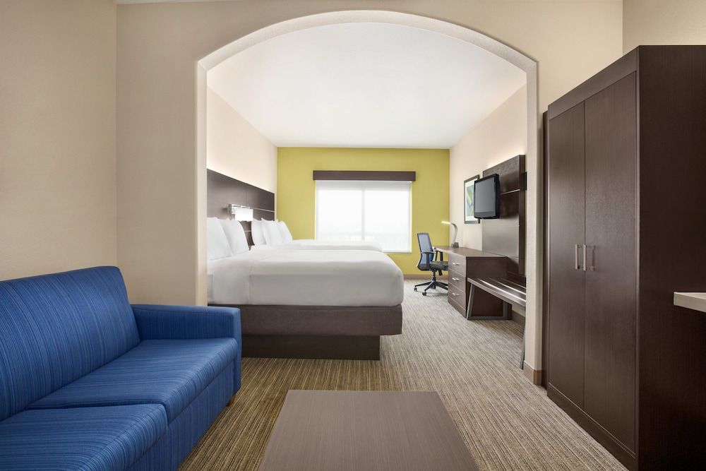 Suite, 2 Queen Beds