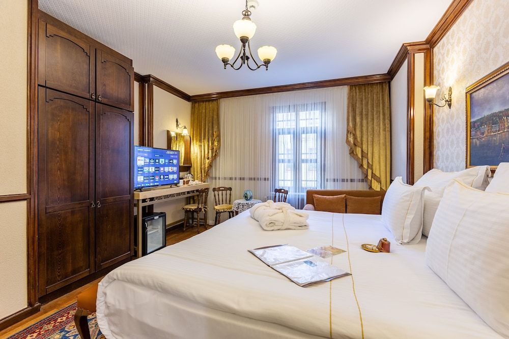 Best Point Hotel Superior Triple Room with Private Hammam 27m2 2