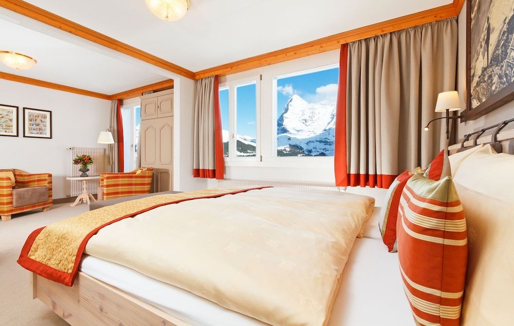 Eiger Mürren Swiss Quality Hotel Double room with Eiger mountain view