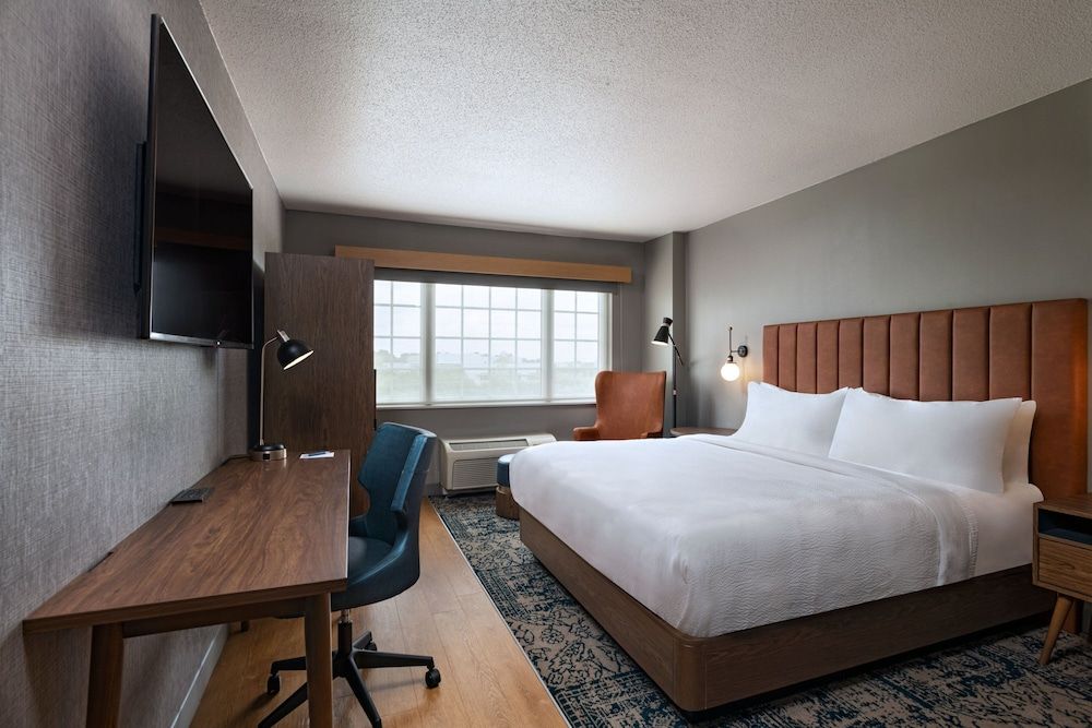 undefined Four Points by Sheraton Houston West 4
