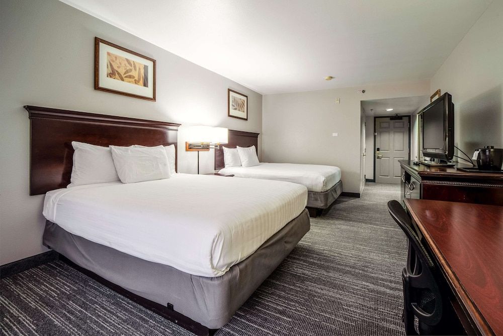 Room, 2 Queen Beds, Accessible, Non Smoking (Hearing Impaired Accessible)