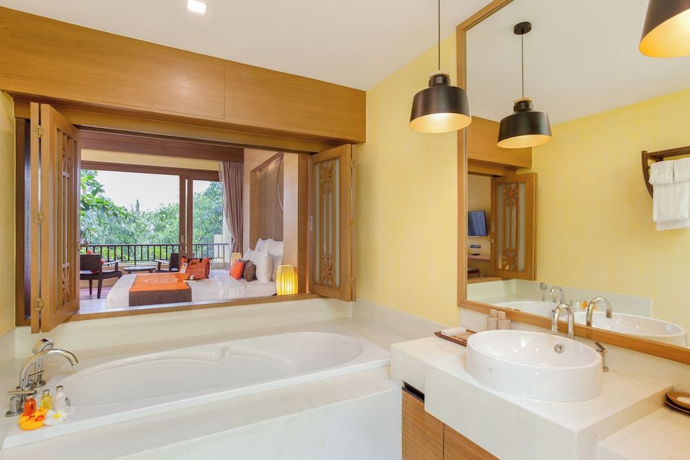 New Star Beach Resort Deluxe Room, Balcony 13