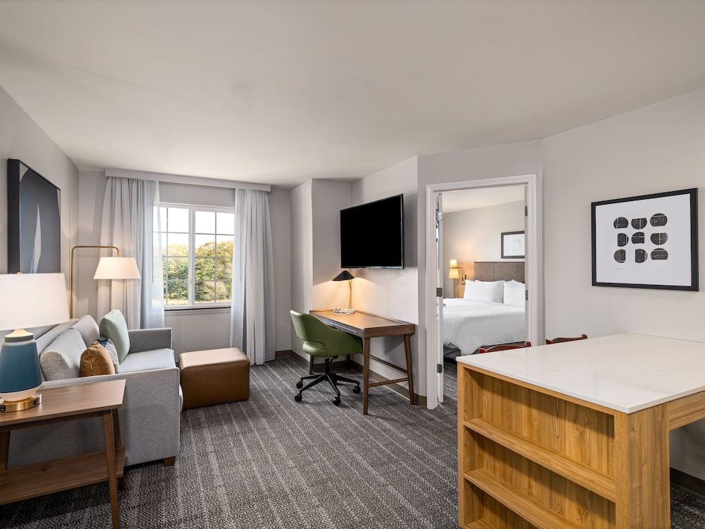 Suite, 1 Bedroom, Kitchen