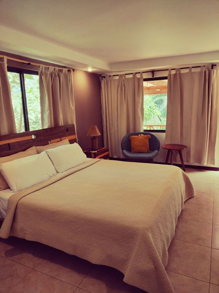 Hotel Arco Iris Deluxe Room 1 King Size Bed 2